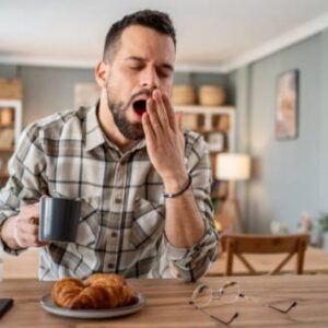 how to stop feeling sleepy after eating