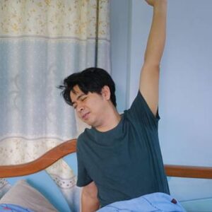 how to wake up quickly when tired