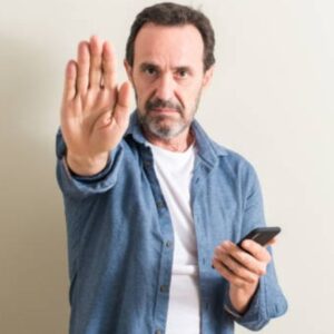how to avoid distractions and stay focused