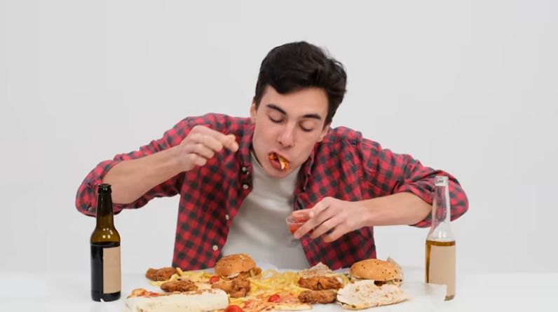 20 Foods To Avoid Eating To Live Longer
